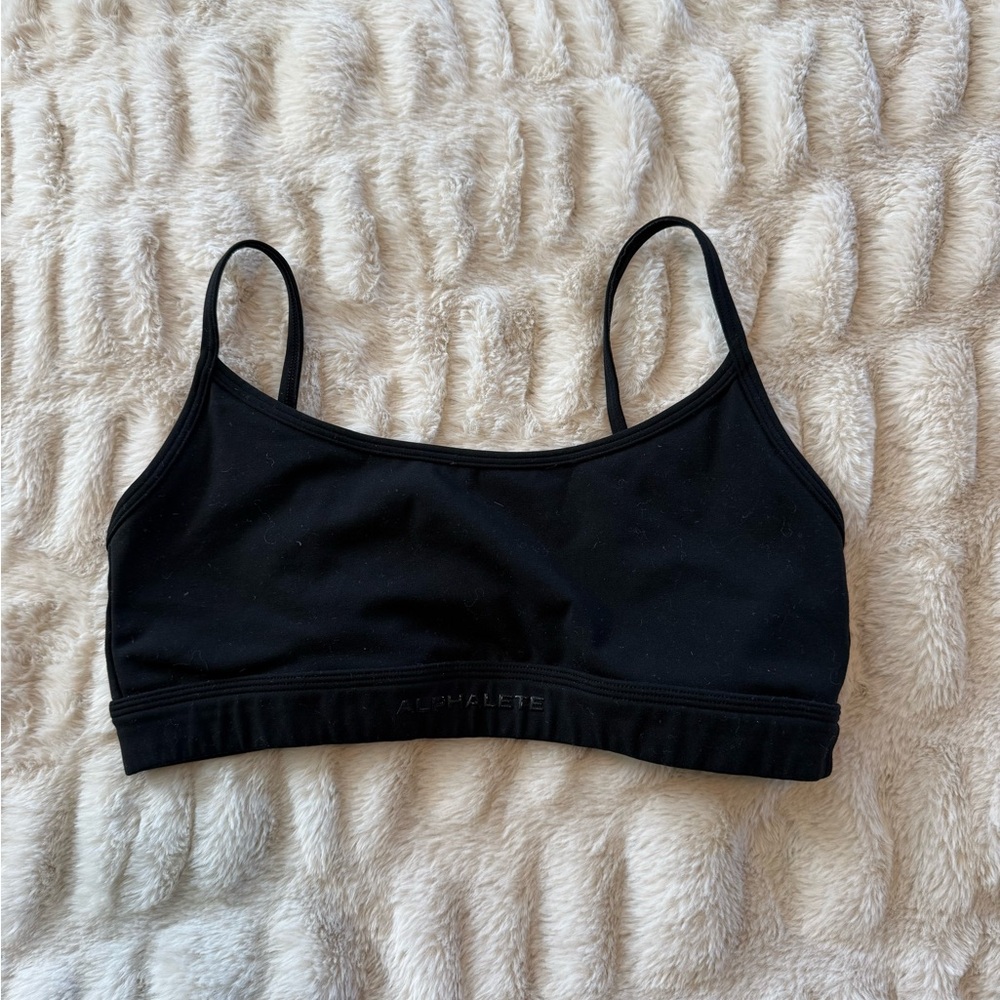 Alphalete Classic Black Sports Bra